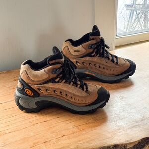 Merrell GORE-TEX® Waterproof Hiking Boots | 7 Women’s